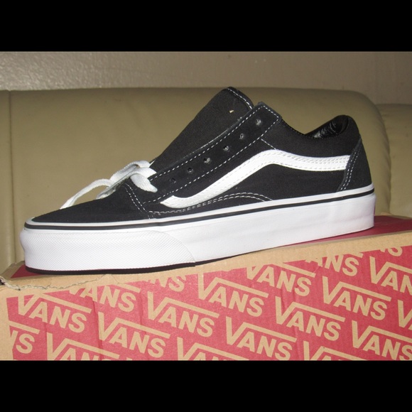 Vans - Picture 5 of 8